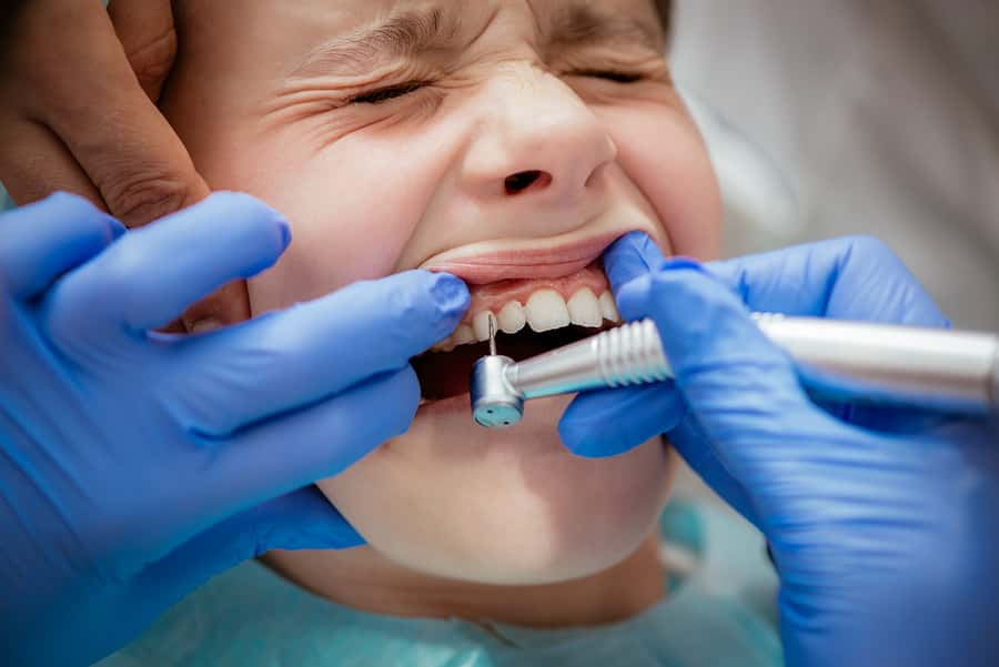 When to Visit a Dentist for Cavity Treatment: